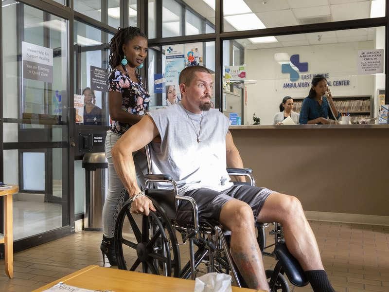 Shameless (US) : Foto Steve Howey, Shanola Hampton