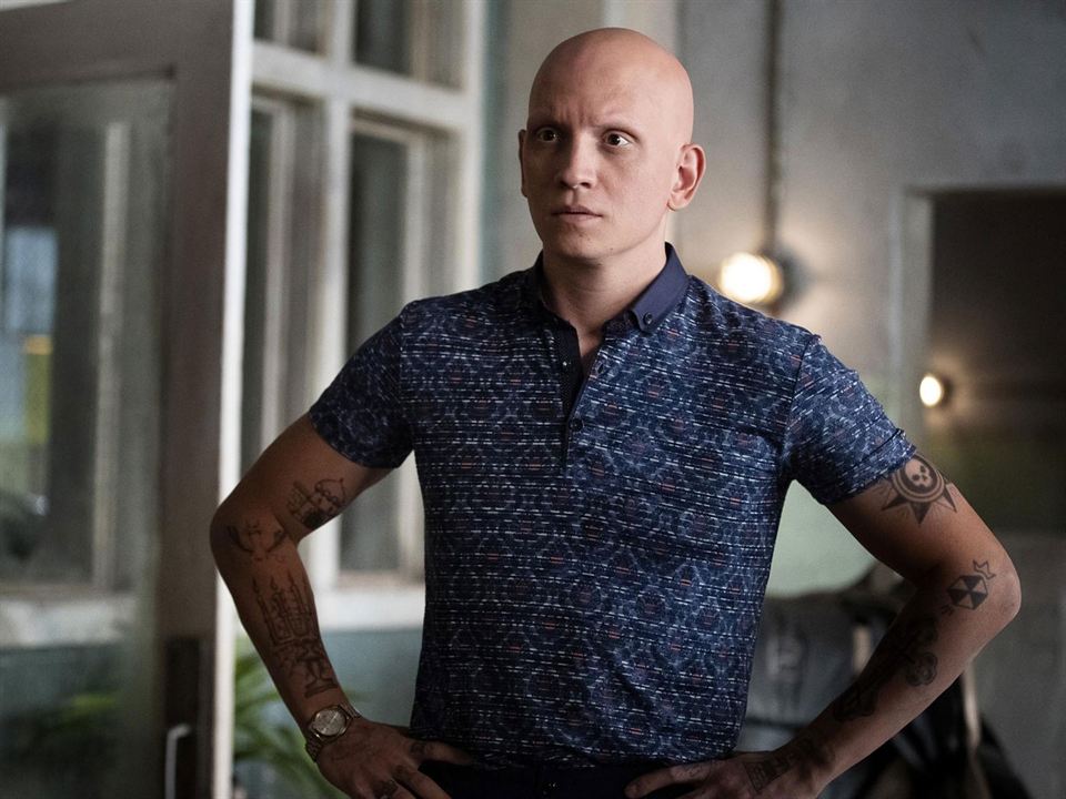 Barry : Foto Anthony Carrigan