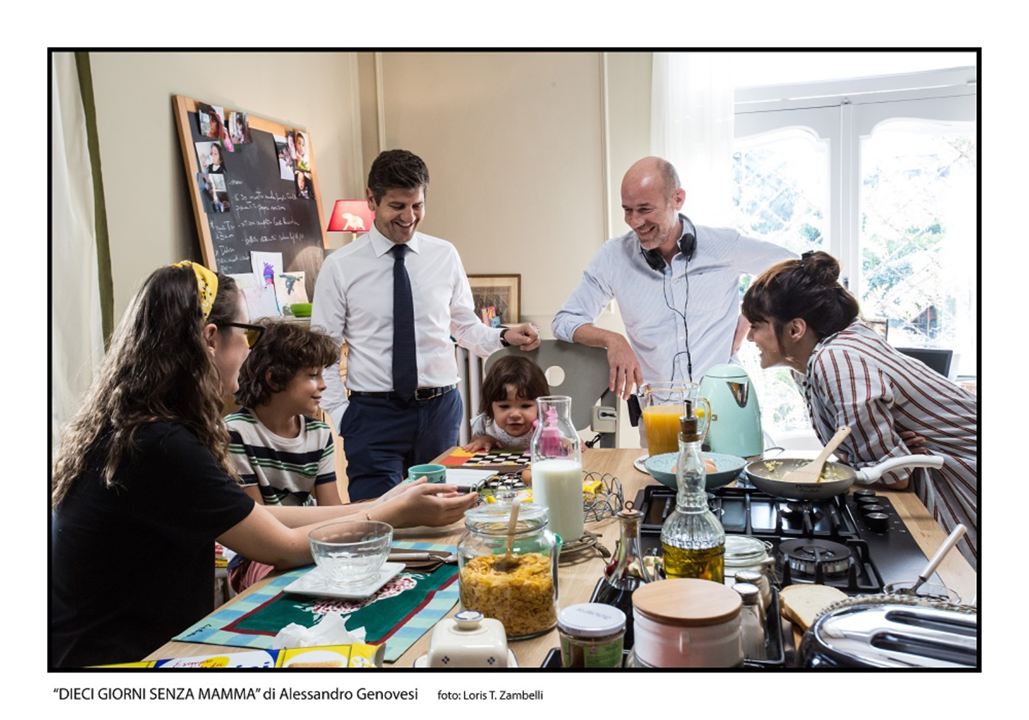 10 días sin mamá : Foto Angelica Elli, Valentina Lodovini, Antonio Catania, Fabio De Luigi