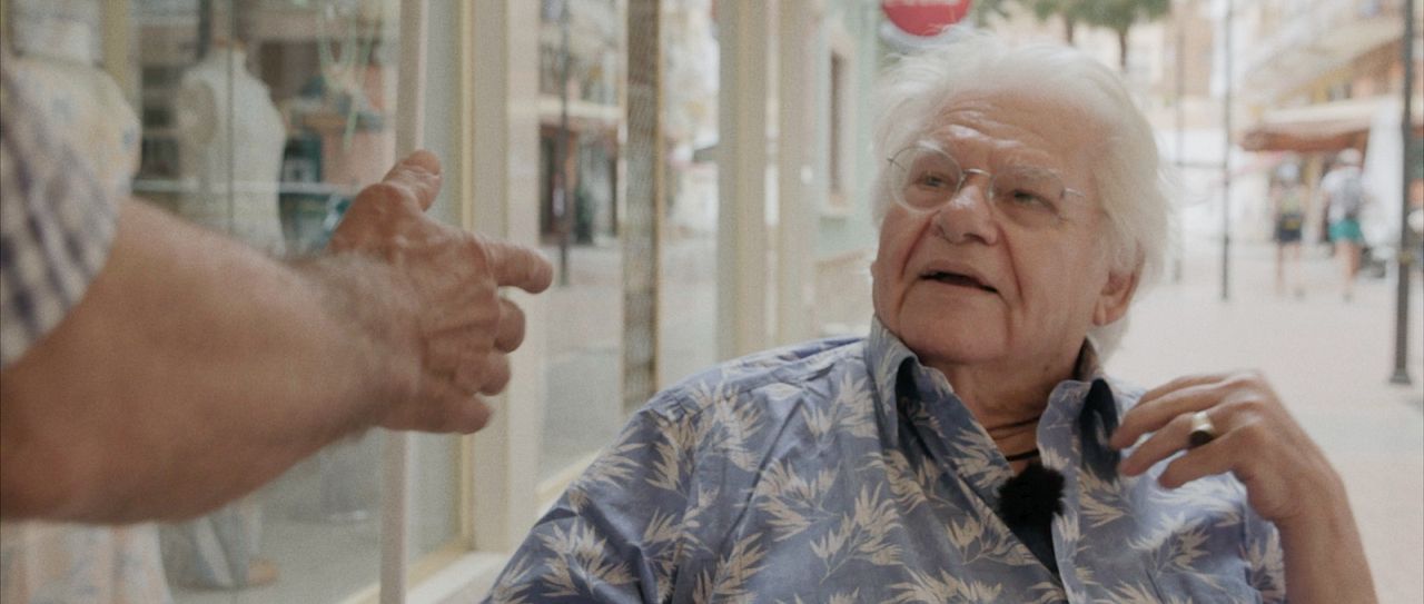 La atención : Foto