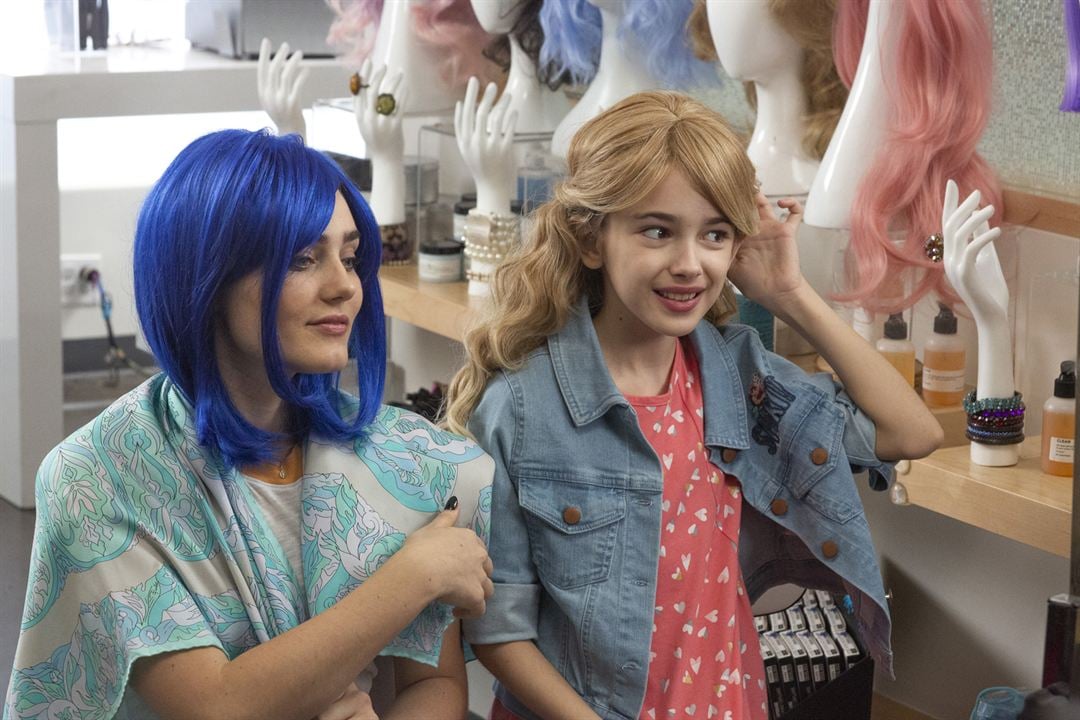 American Housewife (2016) : Foto Meg Donnelly, Julia Butters