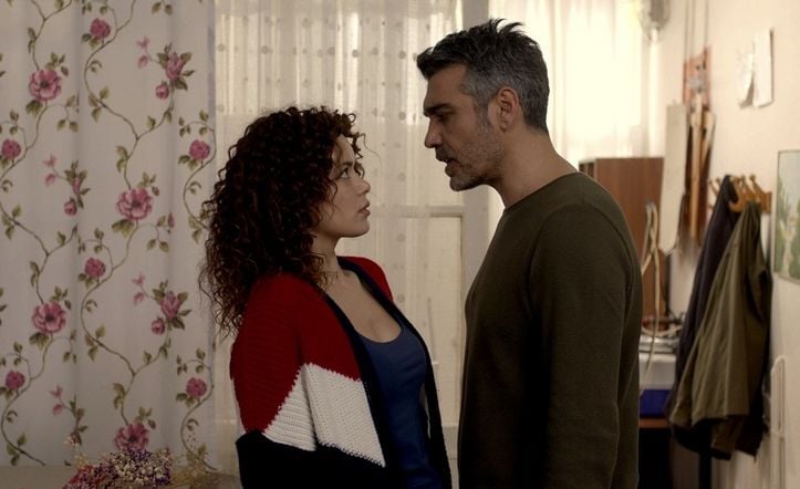 Mujer (Kadin) : Foto