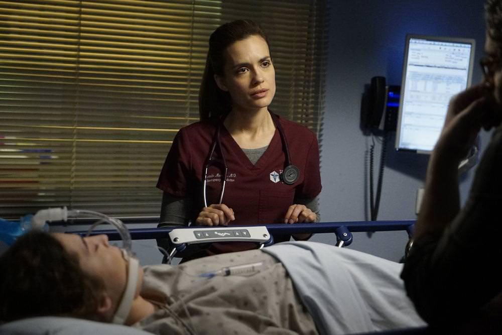 Chicago Med : Foto Torrey DeVitto