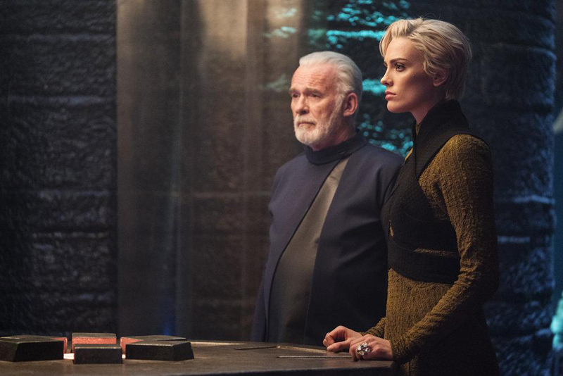 Krypton : Foto Ian McElhinney, Wallis Day