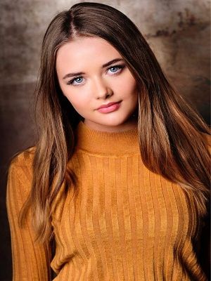 Cartel Reylynn Caster