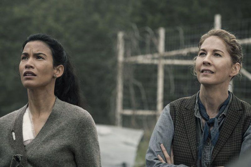 Fear The Walking Dead : Foto Danay Garcia, Jenna Elfman