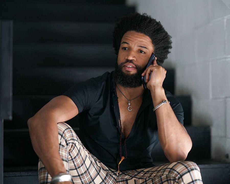 Good Trouble : Foto Denim Richards