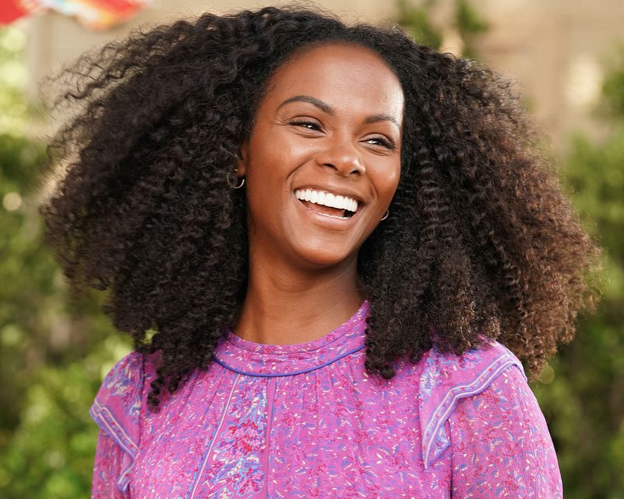 Mixed-ish : Foto Tika Sumpter