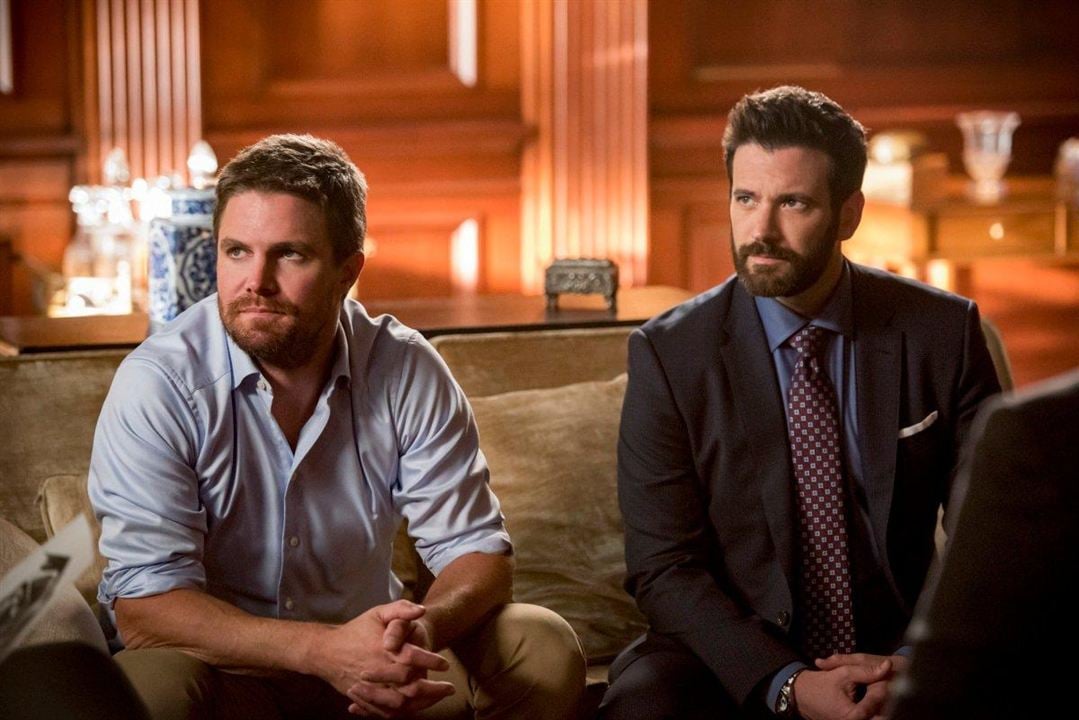 Arrow : Foto Stephen Amell, Colin Donnell
