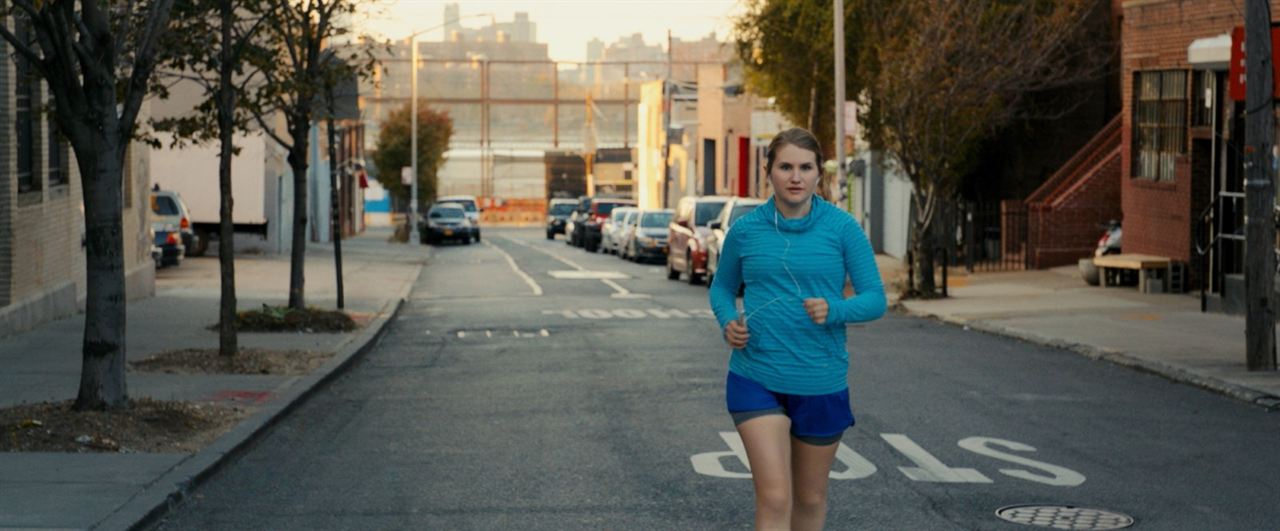 Brittany corre una maratón : Foto Jillian Bell