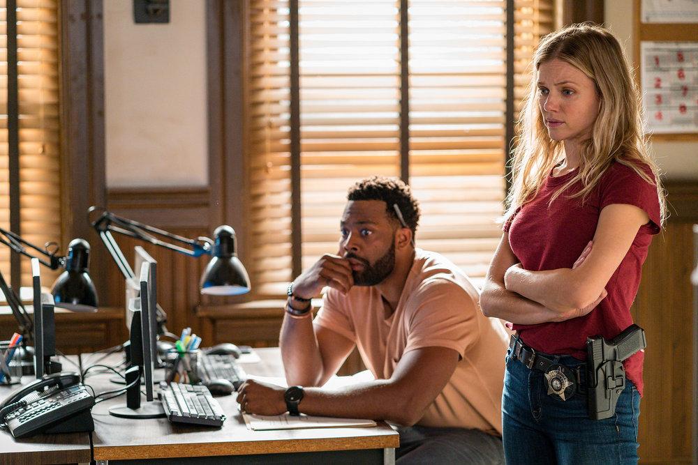 Chicago PD : Foto LaRoyce Hawkins, Tracy Spiridakos