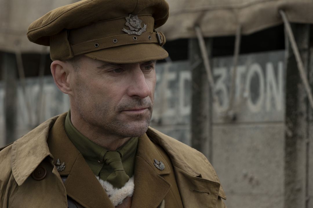 1917 : Foto Mark Strong