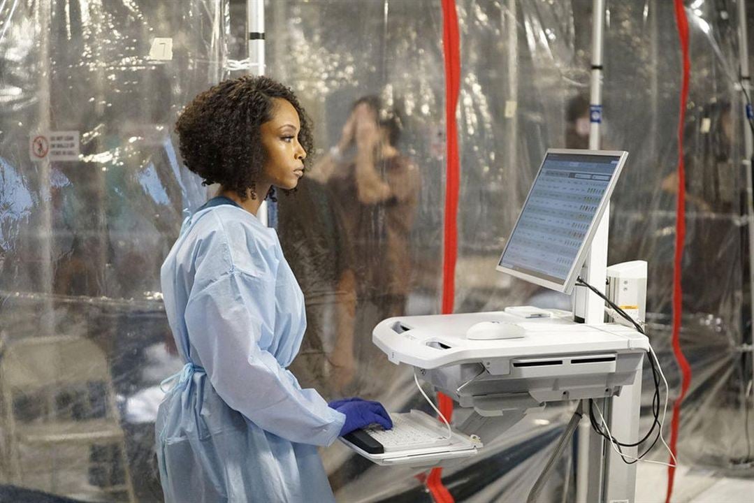 Chicago Med : Foto Yaya DaCosta