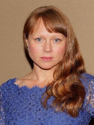 Cartel Hayley McElhinney