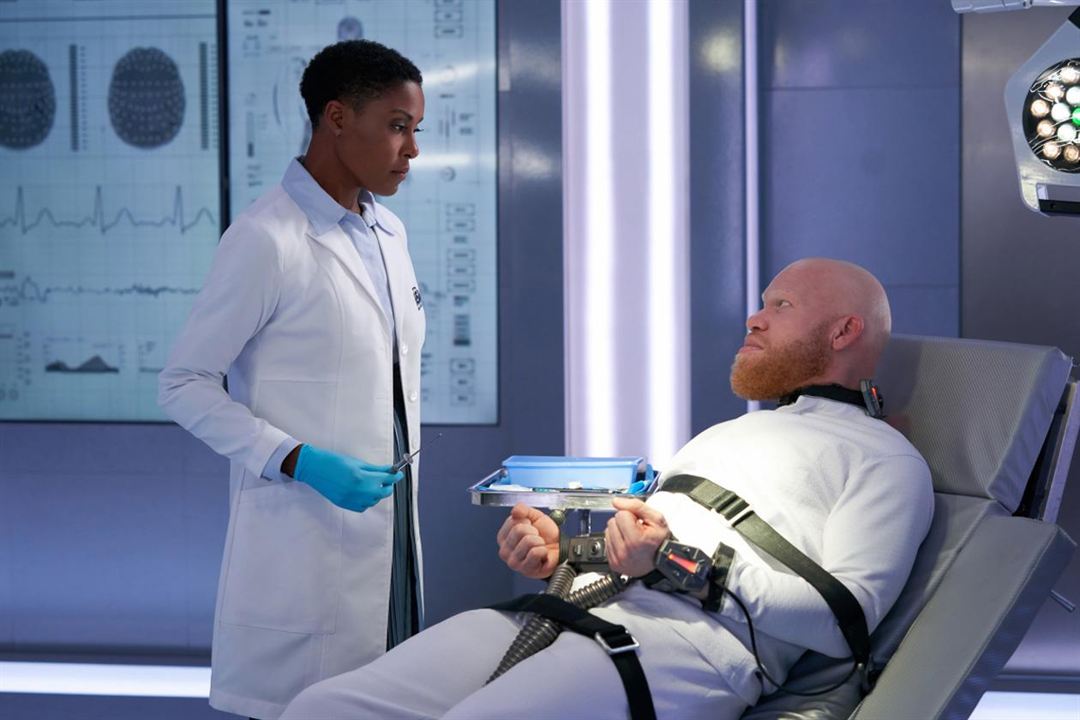 Black Lightning : Foto Christine Adams, Marvin "Krondon" Jones III