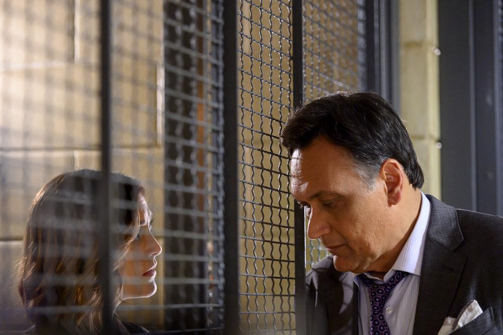 Bluff City Law : Foto Caitlin McGee, Jimmy Smits