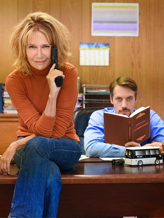 Policías con carácter : Cartel