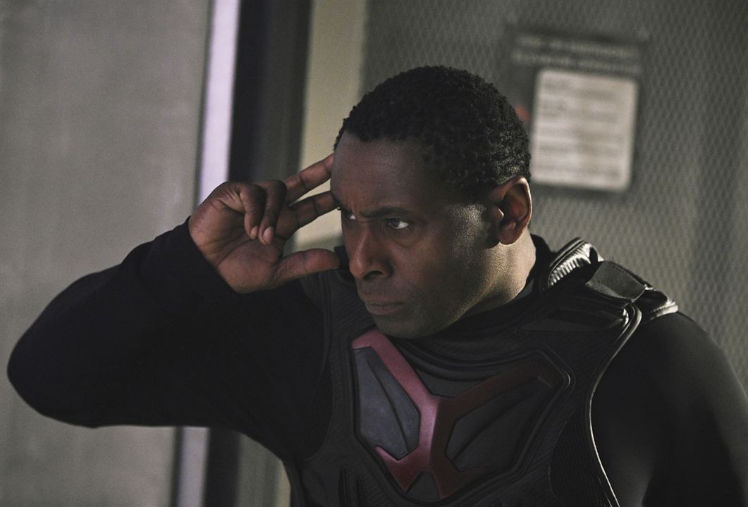 Supergirl : Foto David Harewood