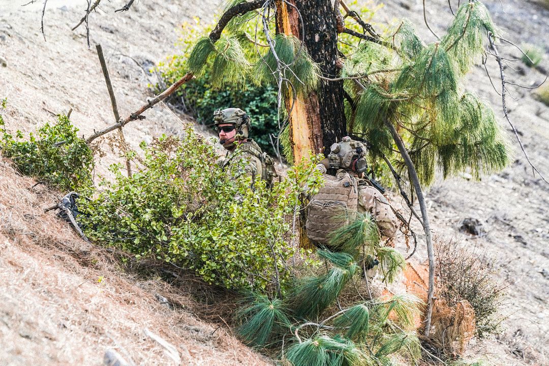 SEAL Team : Foto Tyler Grey