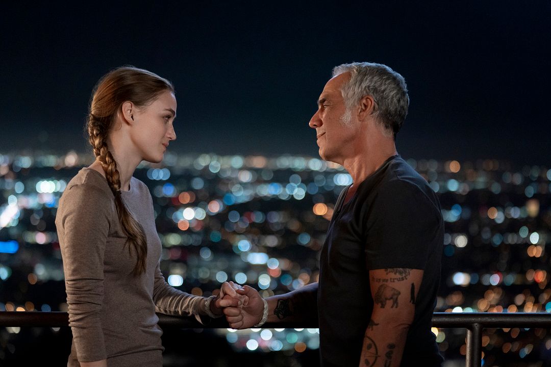 Foto Madison Lintz, Titus Welliver