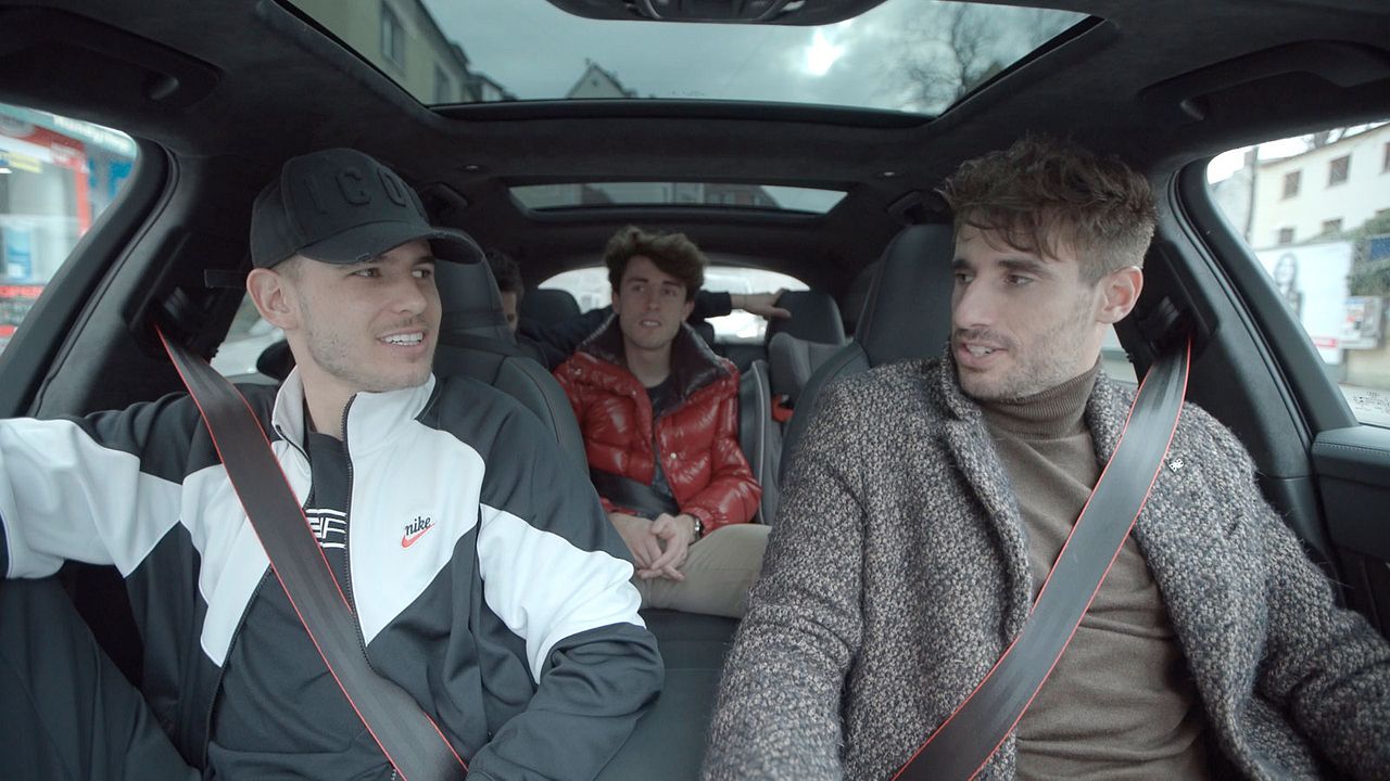 Futbolistas por el mundo : Foto