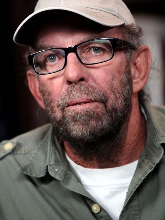 Cartel Dennis Davern