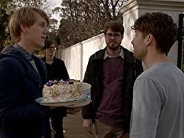 Please Like Me : Cartel