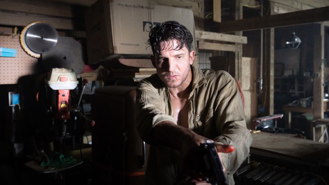 Survive The Night : Foto