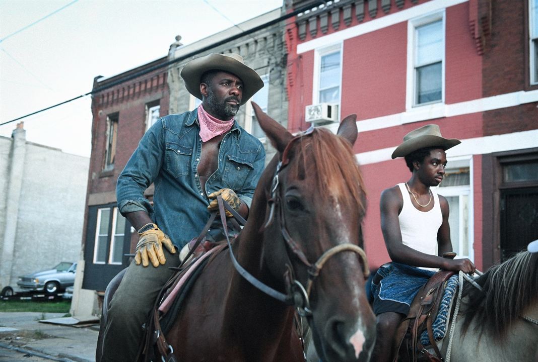 Cowboy de asfalto : Foto Caleb McLaughlin, Idris Elba