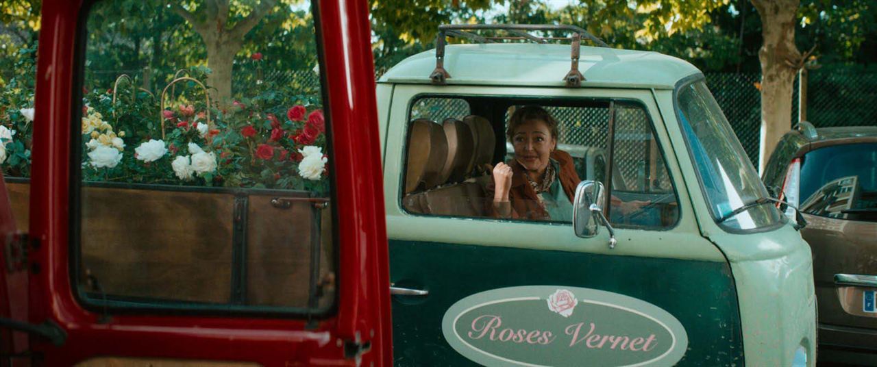 Entre rosas : Foto Catherine Frot