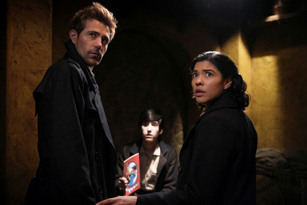 DC's Legends of Tomorrow : Foto Lisseth Chavez, Matt Ryan
