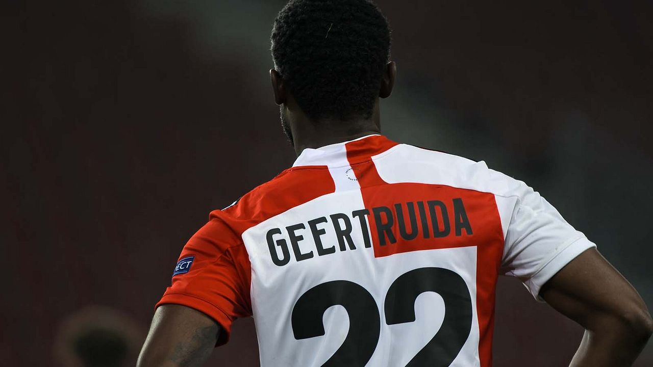 Feyenoord: Solo hechos : Foto