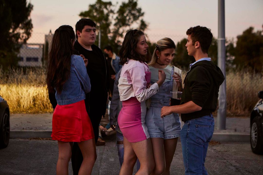 HIT : Foto Alba de Ángel, Carlota Gurpegui, Álvaro de Juana