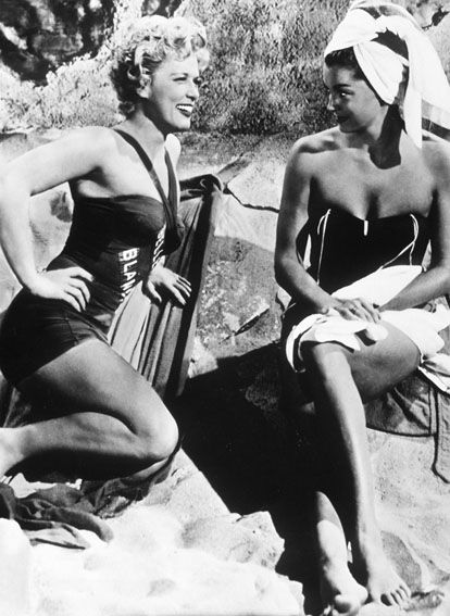 Mojada y peligrosa : Foto