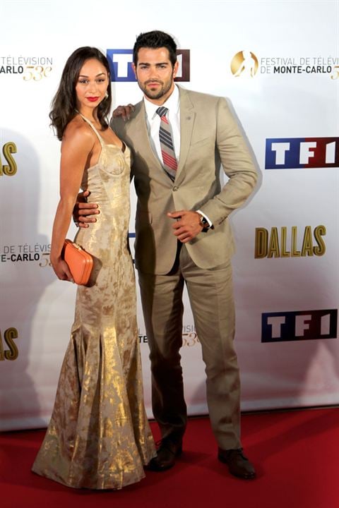 Foto Jesse Metcalfe, Cara Santana