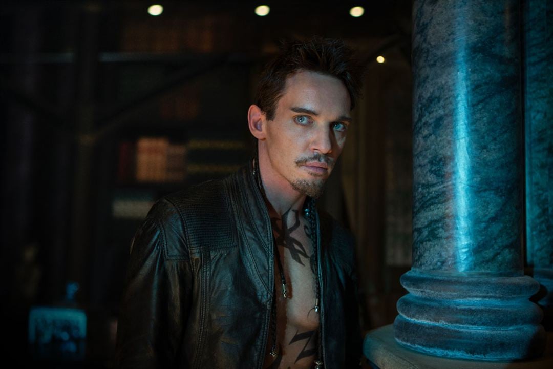 Cazadores de sombras: Ciudad de hueso : Foto Jonathan Rhys-Meyers