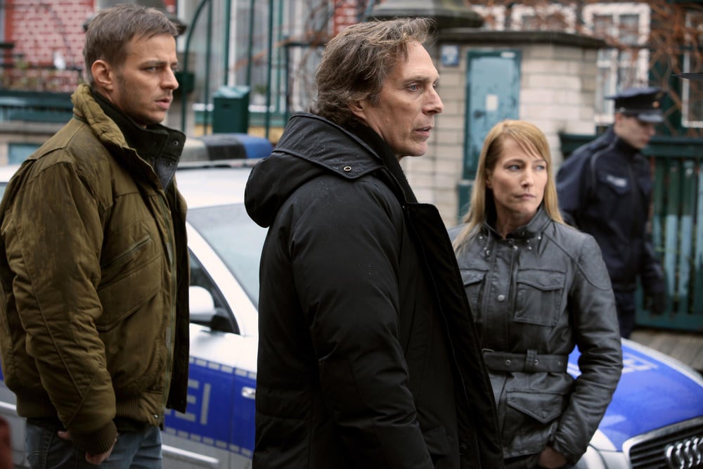 Crossing Lines : Foto William Fichtner, Tom Wlaschiha, Genevieve O'Reilly