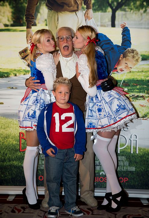 Jackass Presents: Bad Grandpa : Couverture magazine Johnny Knoxville