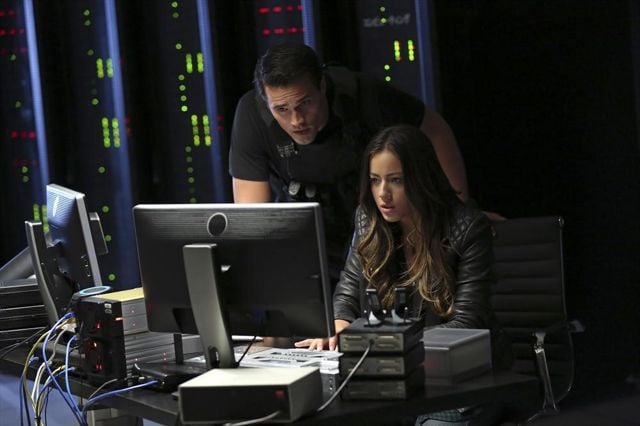 Marvel's Agents of S.H.I.E.L.D. : Foto Chloe Bennet, Brett Dalton