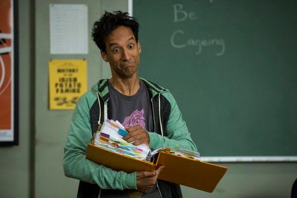 Community : Foto Danny Pudi