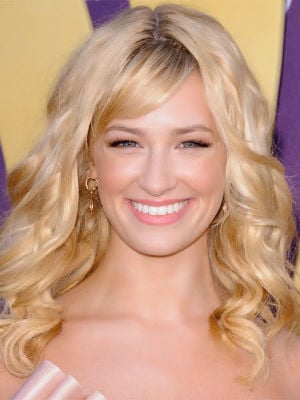 Cartel Beth Behrs