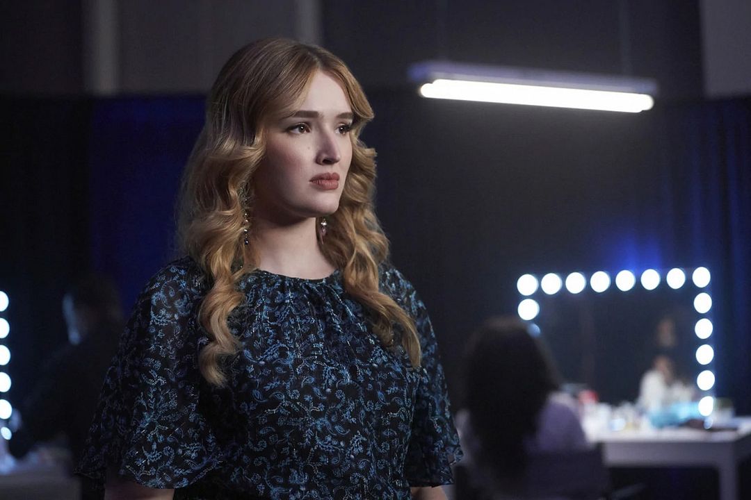 Dinastía (2017) : Foto Maddison Brown