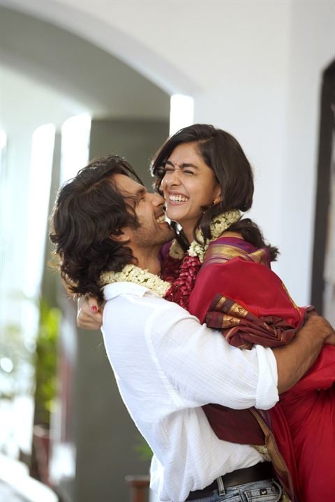 Foto Shahid Kapoor, Mrunal Thakur