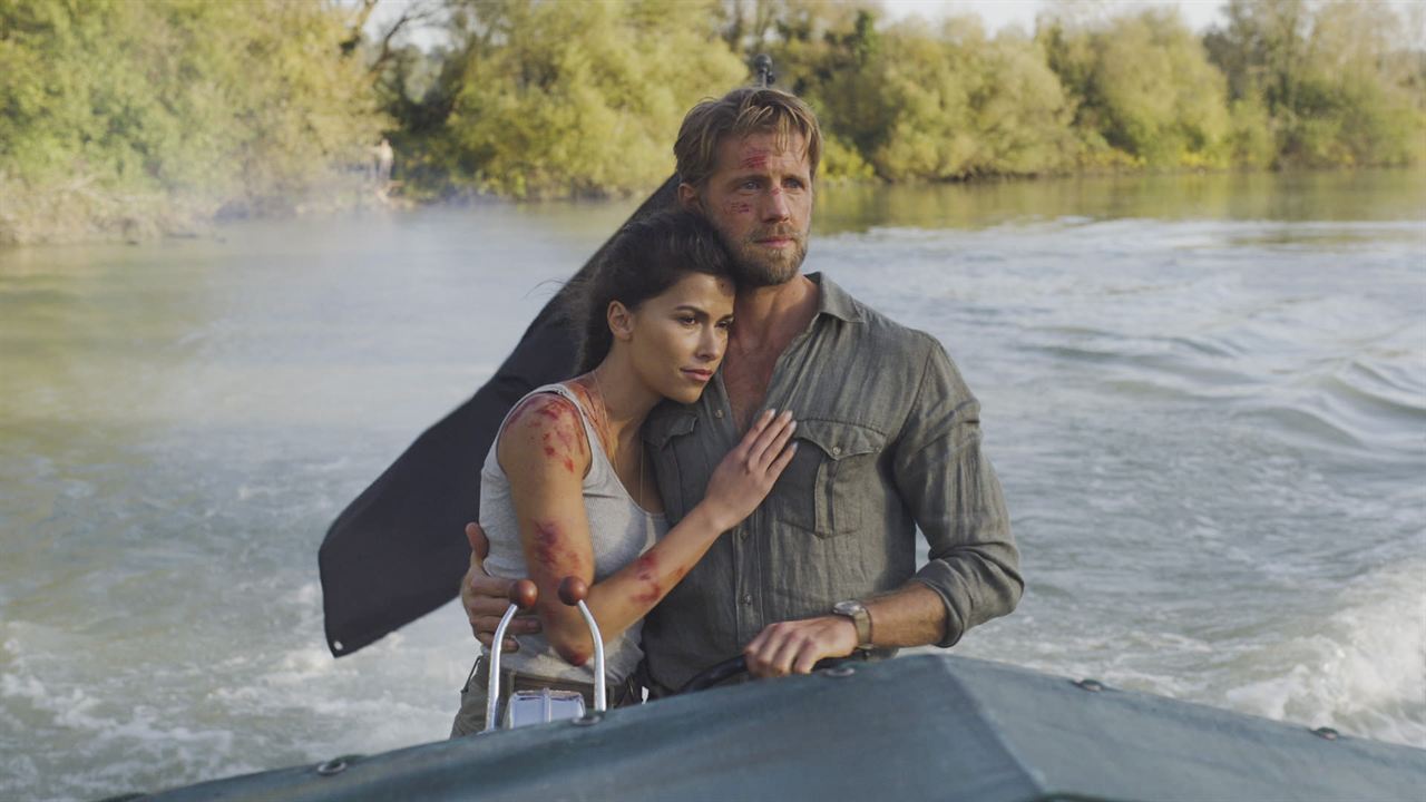 Blood and Treasure : Foto Matt Barr, Sofia Pernas