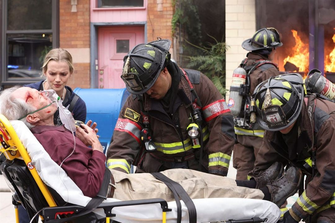 Chicago Fire : Foto Patrick Clear, Joe Minoso, Kara Killmer