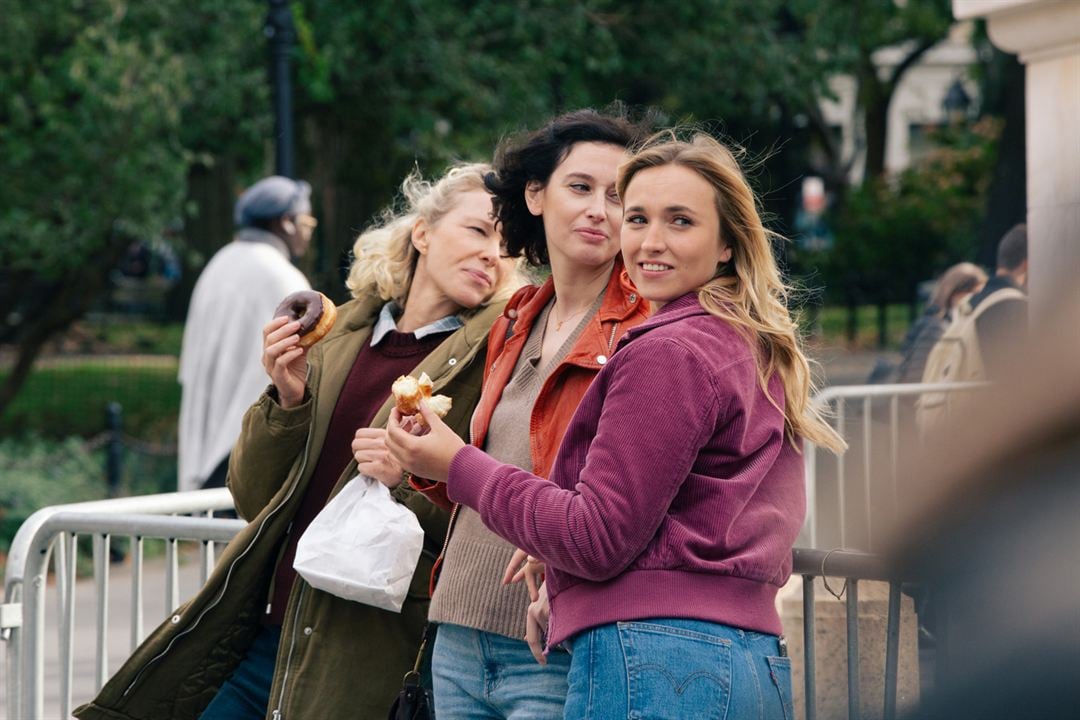 Foto Louise Coldefy, Pascale Arbillot, Chloé Jouannet