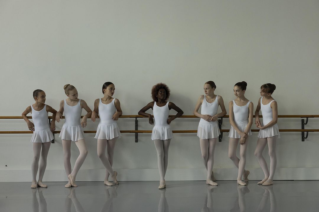 Súper bailarina : Foto Oumy Bruni Garrel