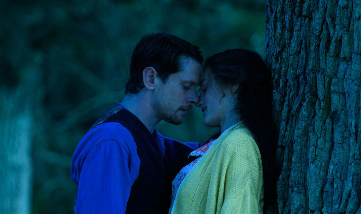 El amante de Lady Chatterley : Foto Jack O'Connell, Emma Corrin