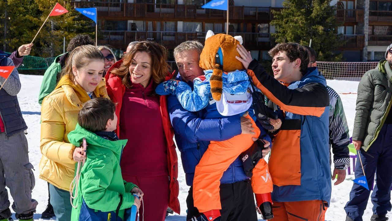 Vacaciones sin mamá : Foto Aure Atika, Franck Dubosc, Violette Guillon, Ilan Debrabant, Swann Joulin