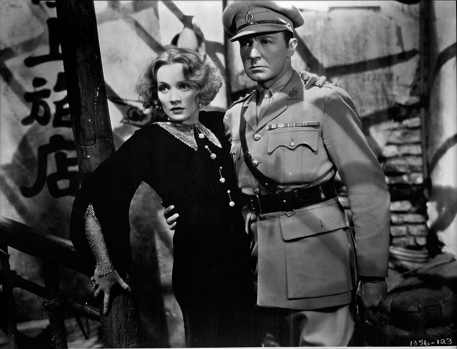 El expreso de Shanghai : Foto Marlene Dietrich, Clive Brook